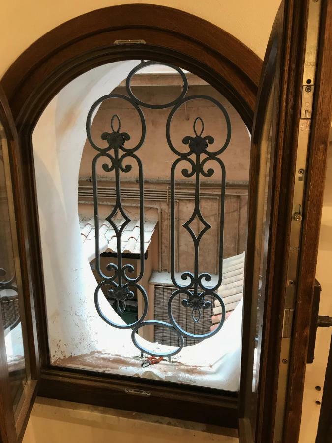 شقة La Casa Dei Marmi روما المظهر الخارجي الصورة